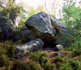 Close Contact boulder - click to enlarge